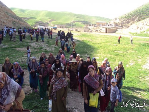 بانوان بخش پیشکمر در کوهپیمایی بمناسبت روز زن شرکت کردند.