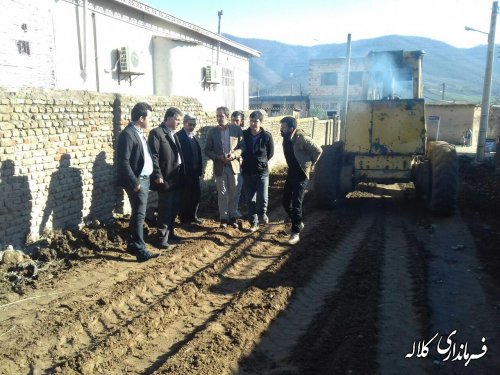 شروع پروژه شن ریزی ومرمت معابر روستای اجن سنگرلی دهستان آقسو