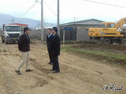 شروع زیرسازی وآسفالت روستای اجن سنگرلی دهستان آقسو بخش مرکزی