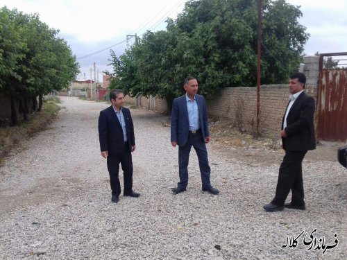 اتمام پروژه شن ریزی  وبهسازی معابر روستای قوجمز بخش مرکزی