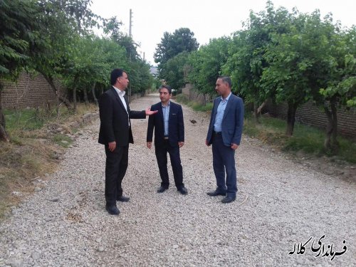 اتمام پروژه شن ریزی  وبهسازی معابر روستای قوجمز بخش مرکزی