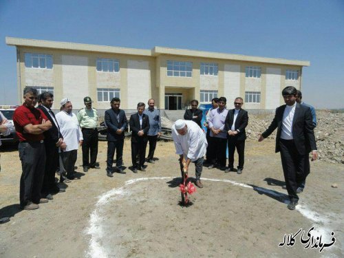 کلنگ احداث مجتمع ورزشی و محوطه سازی دانشگاه پیام نور به زمین زده شد