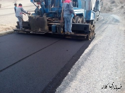 بازدید بخشدار پیشکمر ازاجرای آسفالت معابر روستای یل چشمه علیا