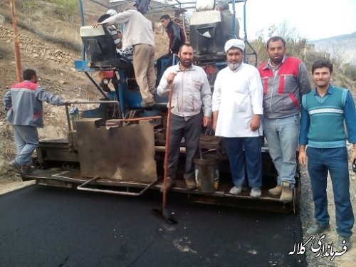 بازدید بخشدار پیشکمر ازاجرای آسفالت معابر روستای یل چشمه علیا