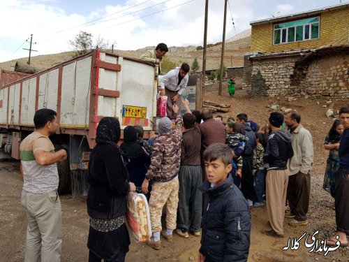 گزارش تصویری /توزیع اقلام اهدایی مردم نوع دوست بخش پیشکمر در  روستاهای شهرستان نوار مرزی ثلاث باباجانی