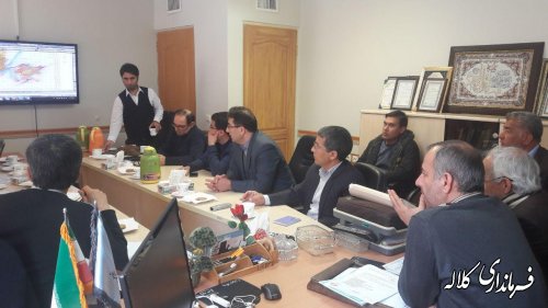 حضور بخشدار پیشکمر در نشست کارگروه استانی بررسی بازنگری طرح هادی روستای عزیزآباد در اداره کل بنیاد مسکن استان