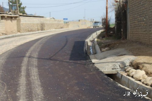 بازدید بخشدار پیشکمر از اجرای عملیات آسفالت روستای قودنه سفلی 