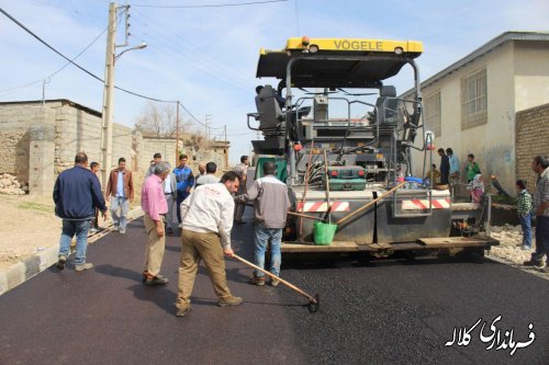 بازدید بخشدار پیشکمر از اجرای عملیات آسفالت روستای قودنه سفلی 