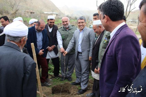 نشست بخشدار پیشکمر با اهالی روستای قره آغاچ / محوریت هفته منابع طبیعی