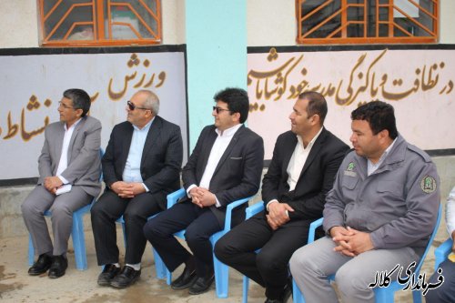 کاشت نهال در مدرسه علامه امینی شهرفراغی با حضور بخشدار پیشکمر و مسئولین