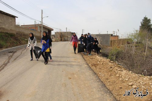 در آستانه سال نو؛طرح نهضت همگانی پاکسازی محیط روستا در بخش پیشکمر اجرا شد.