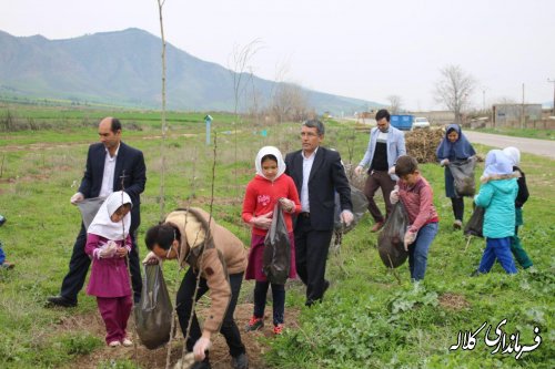 در آستانه سال نو؛طرح نهضت همگانی پاکسازی محیط روستا در بخش پیشکمر اجرا شد.