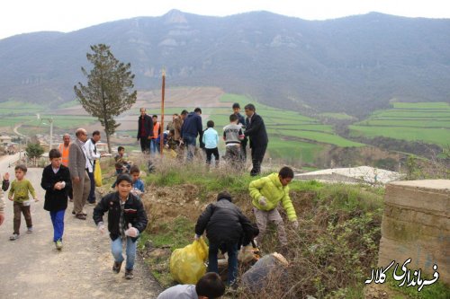 در آستانه سال نو؛طرح نهضت همگانی پاکسازی محیط روستا در بخش پیشکمر اجرا شد.
