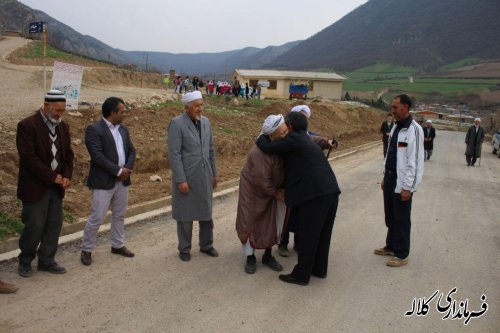بمناسبت هفته منابع طبیعی وسال نو؛بخشدار پیشکمر در روستای زاو بالا چند اصله نهال غرس کرد.