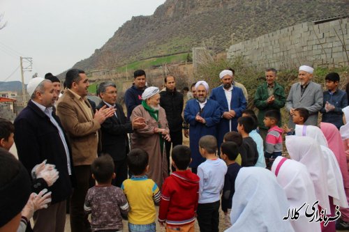 بمناسبت هفته منابع طبیعی وسال نو؛بخشدار پیشکمر در روستای زاو بالا چند اصله نهال غرس کرد.