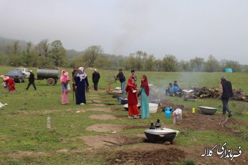 گزارش تصویری آماده سازی مکان برگزاری جشنواره فرهنگ و اقتصاد روستای سوار وسط