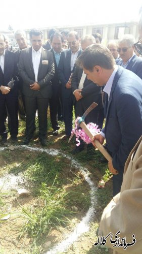 کلنگ احداث 5 مدرسه و1 کانون فرهنگی در شهرستان کلاله زمین زده شد.