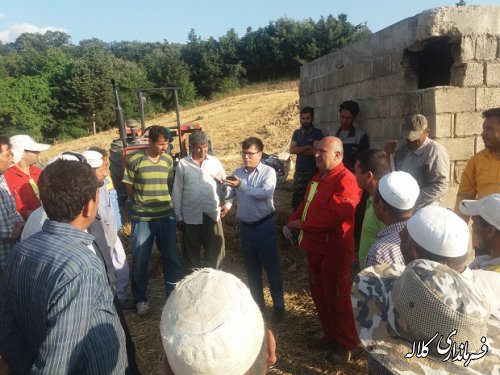 حضور بخشدار پیشکمر در محل آتش سوزی زمین کشاورزی روستای یاساقلق