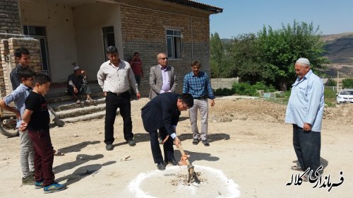 مراسم کلنگ زنی عملیات زیرسازی و آسفالت معابر روستای توتلی تمک با حضور بخشدار پیشکمر