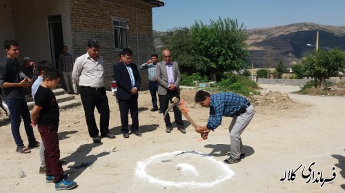 مراسم کلنگ زنی عملیات زیرسازی و آسفالت معابر روستای توتلی تمک با حضور بخشدار پیشکمر