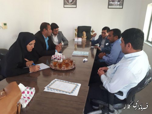 نشست مشترک بخشدار پیشکمر با شهردار و اعضای شورای اسلامی شهرفراغی