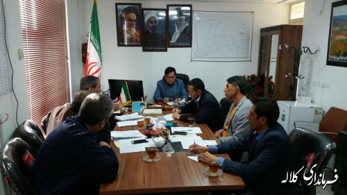 مشکلات و وضعیت سوخت رسانی به خانوارهای فاقد گاز روستاهای بخش پیشکمر بررسی شد.