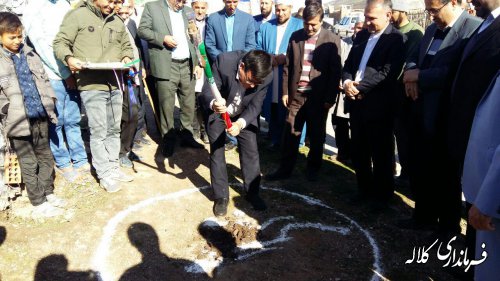 کلنگ پروژه سنگ فرش معابر روستای قرانکی جنگل کلاله به زمین زده شد