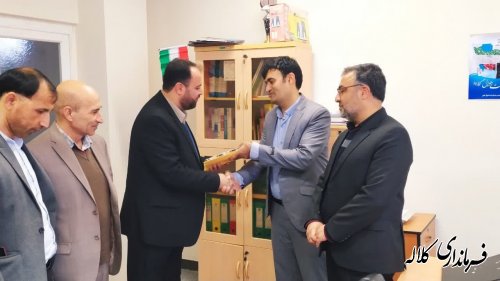 تجلیل فرماندار کلاله از کارکنان ثبت احوال شهرستان