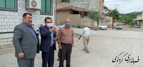 زیرسازی و اسفالت خیابانهای مطهری ،سردار جنگل و نواب روستای بالاجاده در حال اجرا می باشد