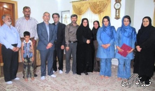 دیدارفرماندار با بانوی قهرمان دو و میدانی شهرستان کردکوی
