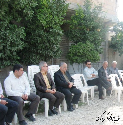 کلنگ زنی خانه بهداشت باحضور فرماندار و معاون دانشگاه علوم پزشکی