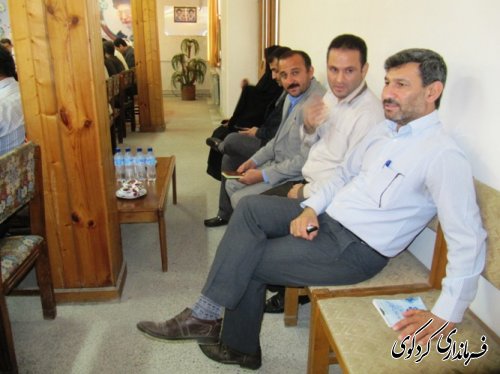 چهارمین جلسه شورای اداری شهرستان در آخرین روز های فصل تابستان برگزار شد /تصویری