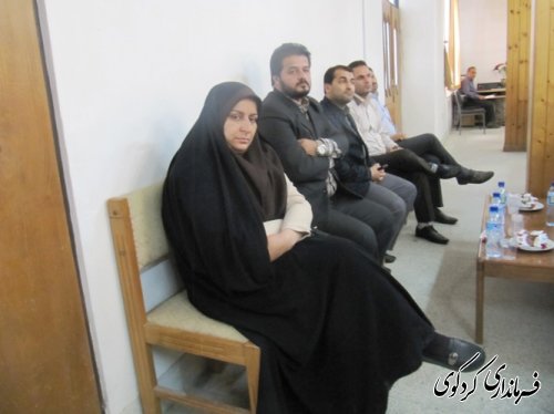 چهارمین جلسه شورای اداری شهرستان در آخرین روز های فصل تابستان برگزار شد /تصویری