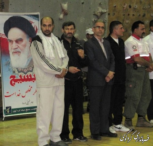 همایش پیاده روی بزرگ خانوادگی در کردکوی برگزار شد
