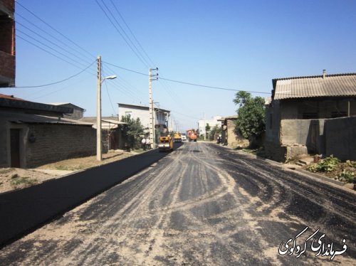 بازدید فرماندار از اجرای طرح هادی روستای بالاجاده