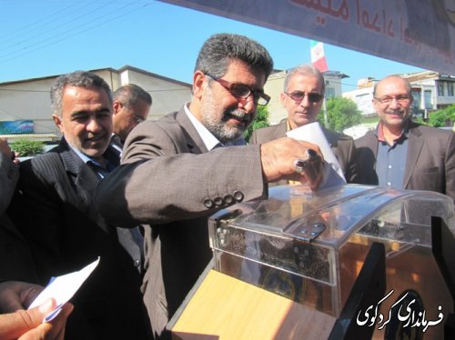 سهیم شدن فرماندار در جشن عاطفه ها