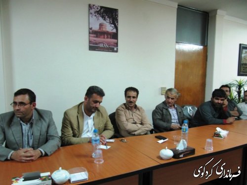 سومین نشست جمعی همکاران فرمانداری و بخشداری با فرماندار
