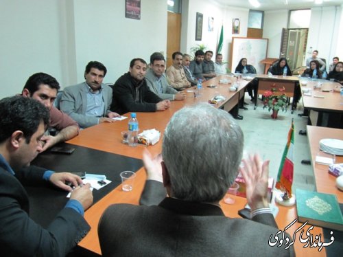 سومین نشست جمعی همکاران فرمانداری و بخشداری با فرماندار