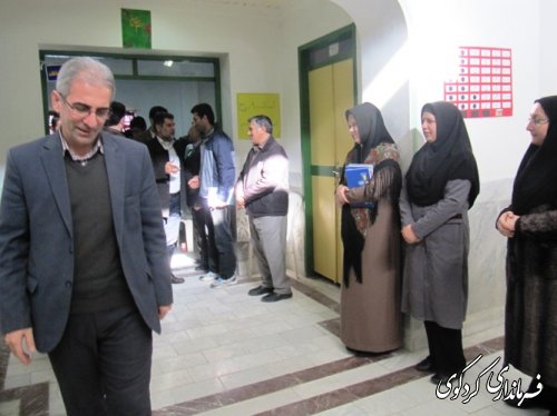 جشن معلولان در مدرسه استثنایی توحید