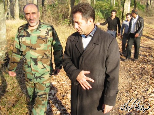 بازدید فرماندار از آب بندان در منطقه زیبای چهارکوه (گزارش تصویری)