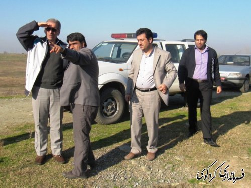 بازدید فرماندار از آب بندان در منطقه زیبای چهارکوه (گزارش تصویری)