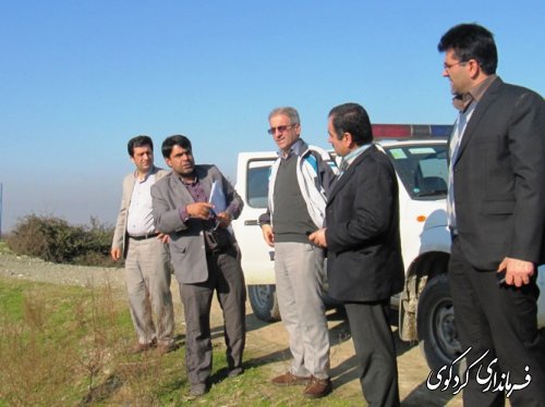بازدید فرماندار از آب بندان در منطقه زیبای چهارکوه (گزارش تصویری)