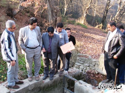 بازدید فرماندار از آب بندان در منطقه زیبای چهارکوه (گزارش تصویری)