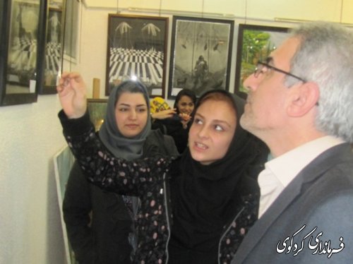 افتتاح نمایشگاه هنرهای تجسمی به مناسبت گرامیداشت دهه فجر با حضور فرماندار