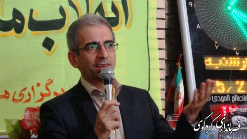 نشست کمیته بانوان به مناسبت دهه مبارکه فجر با حضور فرماندار و مدیرکل امور بانوان گلستان