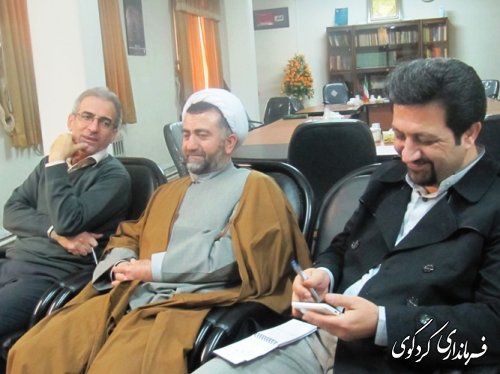 نشست صمیمی جمعی از اعضای ستاد حامیان دولت با فرماندار