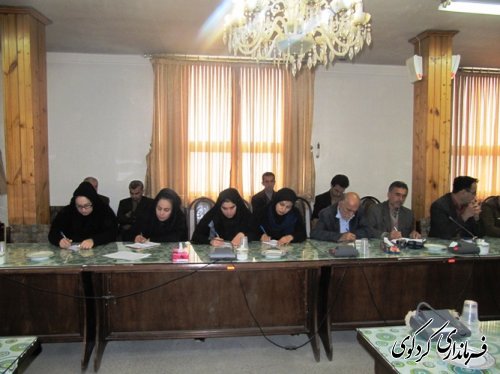 یازدهمین همایش دهیاران و روسای شورای اسلامی با حضور فرماندار و مدیرکل دفتر امور روستایی و شورا ها برگزار گردید