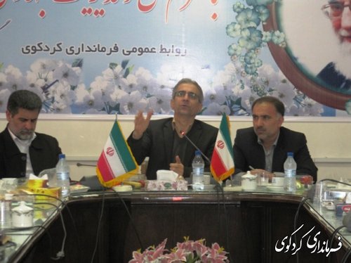 یازدهمین همایش دهیاران و روسای شورای اسلامی با حضور فرماندار و مدیرکل دفتر امور روستایی و شورا ها برگزار گردید