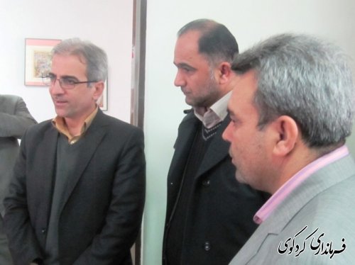 نمایشگاه جشنواره کشوری دانش آموزان جابر بن حیان با حضور فرماندار و معاون آموزشی (دوره ابتدایی) اداره کل آموزش و پرورش استان افتتاح شد