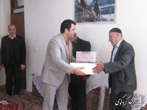 دیدار با خانواده شهدا به مناسبت سالروز  تاسیس بنیاد شهید (گزارش تصویری)